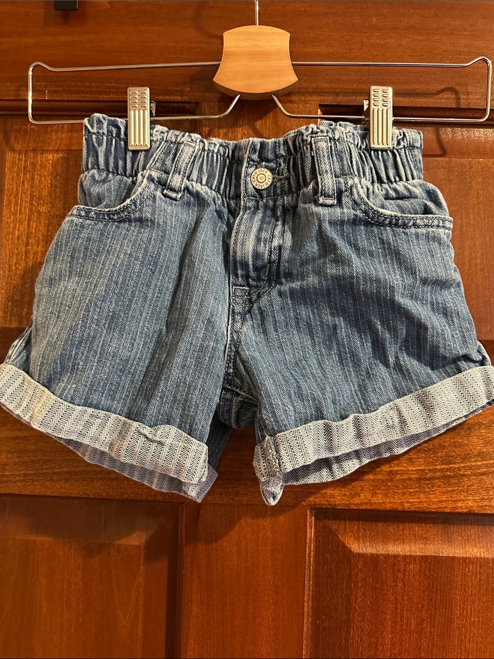 Cat & Jack Girls Chambray Denim Shorts Size M (8) Elastic Waist Cuffed